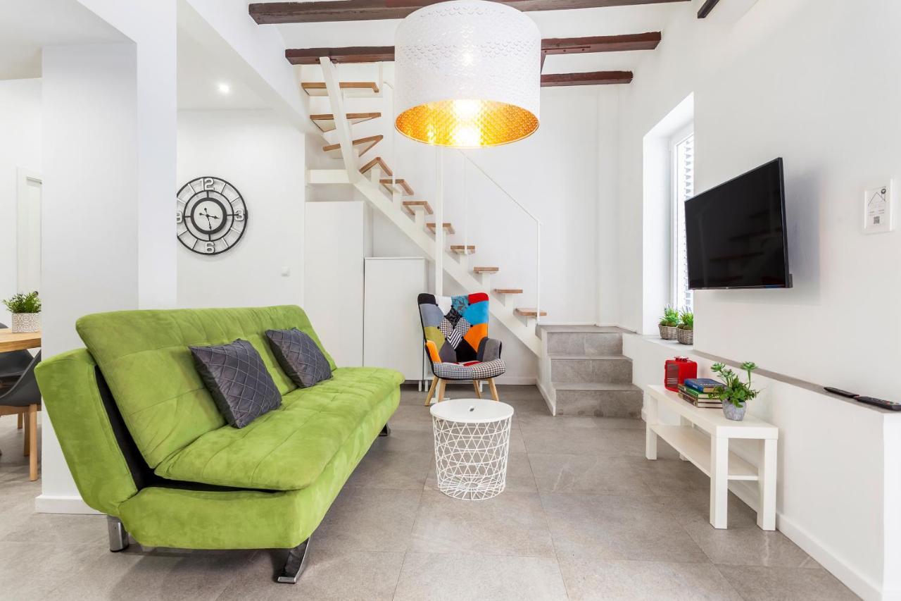 Two Floor House In The Center Villa Valenza Esterno foto